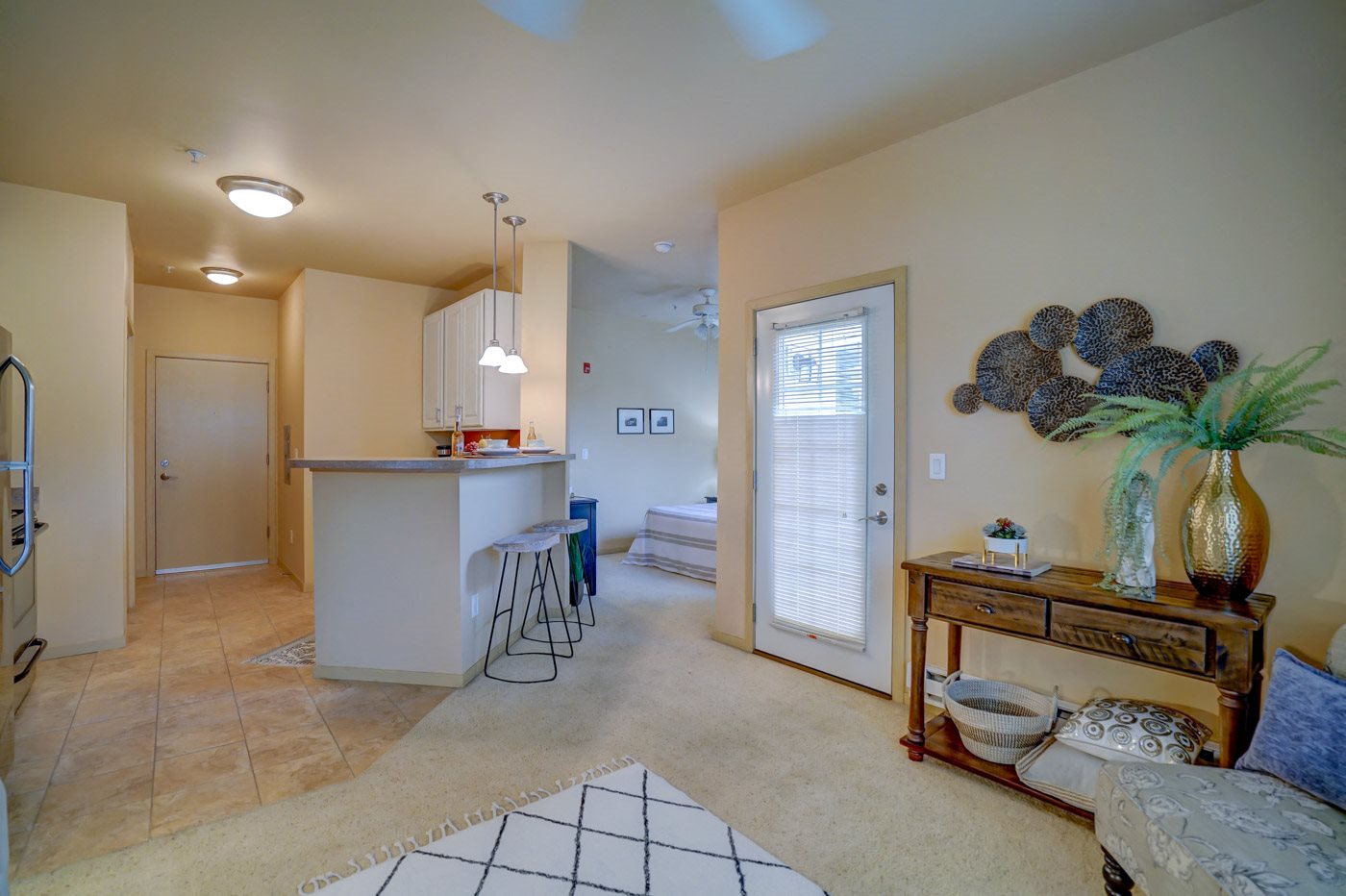 Gallery Photo 16